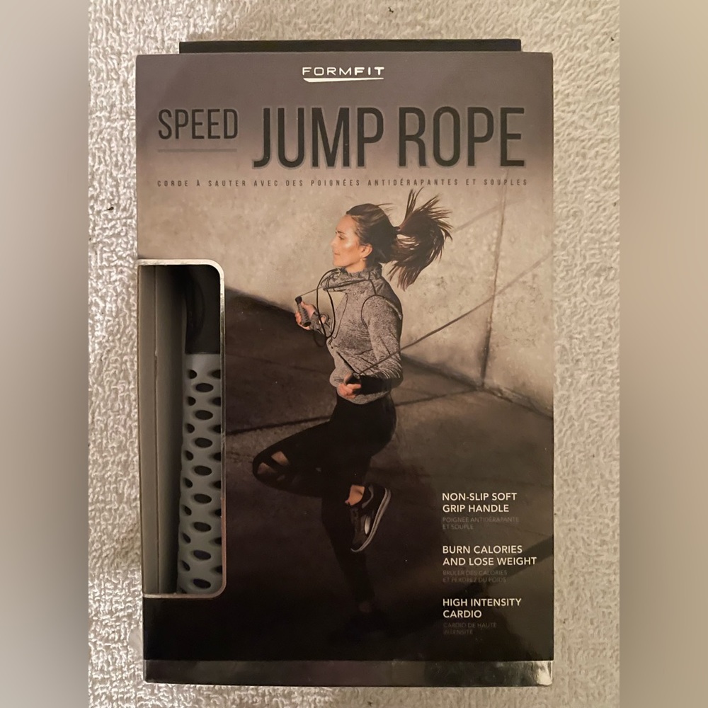 Jump Rope Speed Form Fit Non Slip Grip Handles 9’ Smooth PVC Rope NWT New!